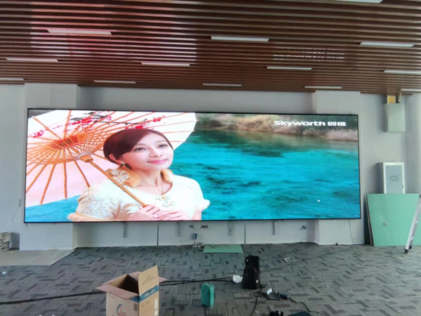 义马P1.53led小间距屏安装案例